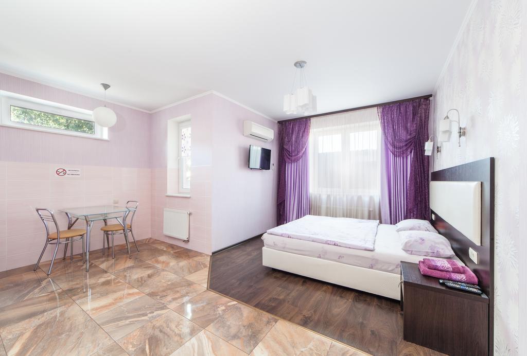 Home Comfort Livoberezhna IEC Kiev Exterior foto